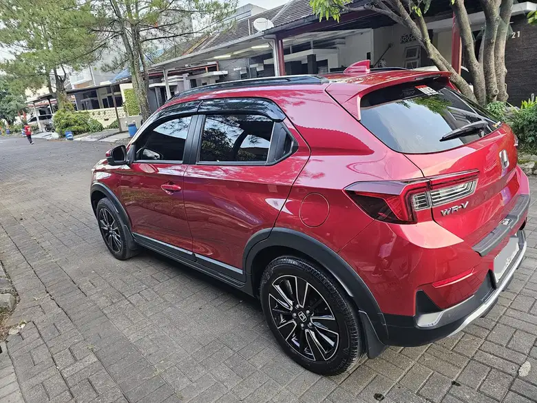 Mobil Bekas WRV